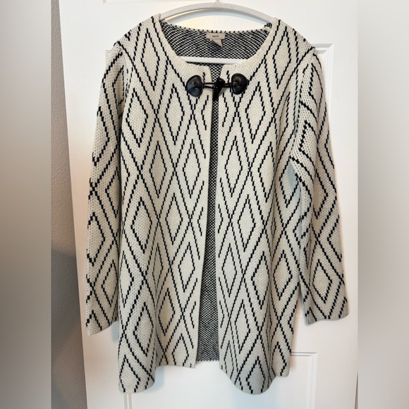 Escio Women’s Cardigan Size Medium - Picture 1 of 6